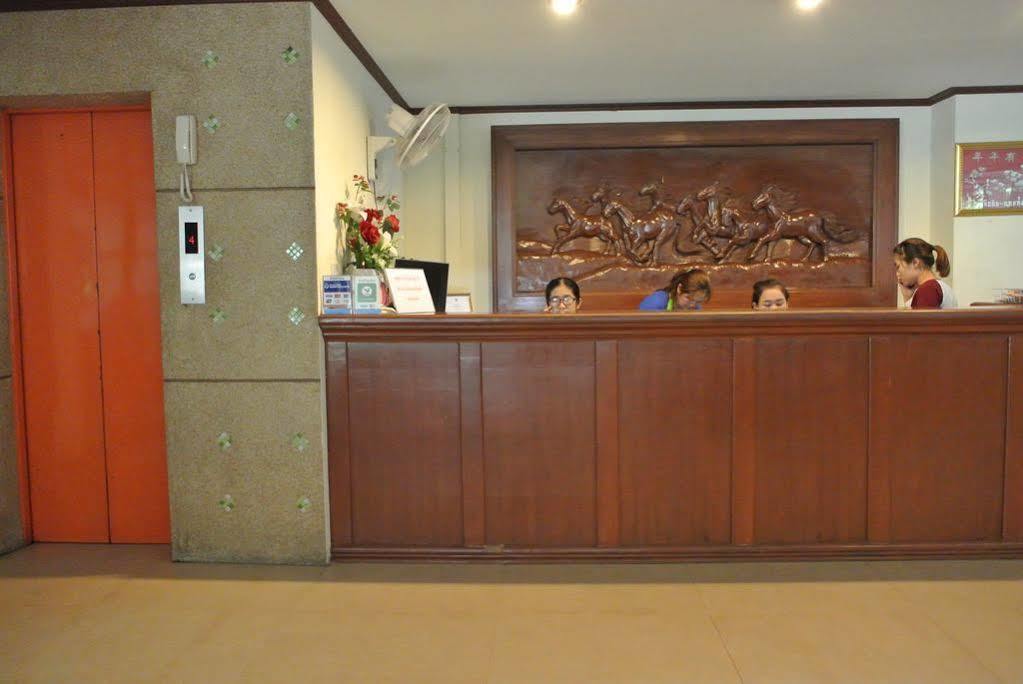 Bp Grand Hotel Чіангмай Екстер'єр фото